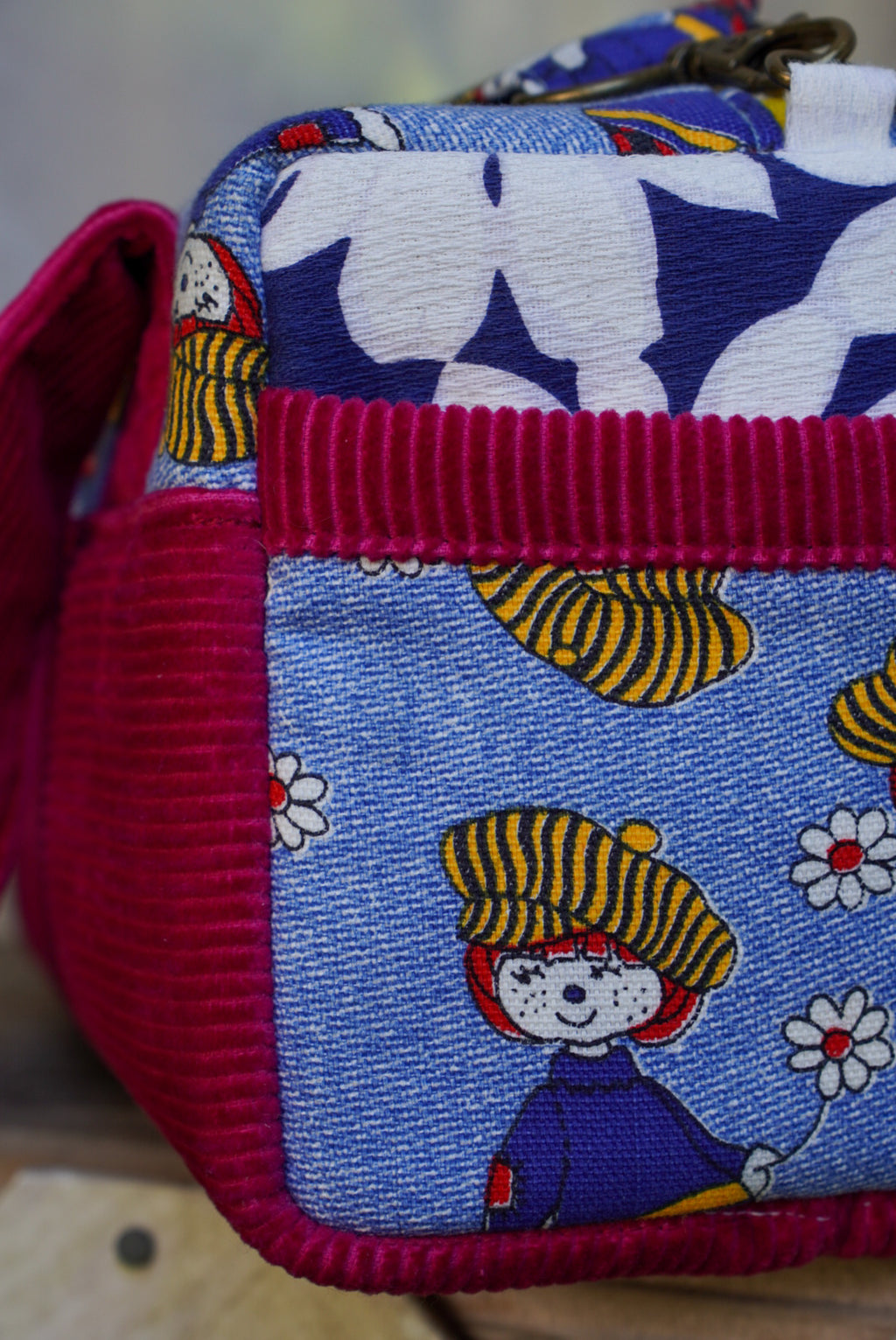 •The Daisy Duffel•