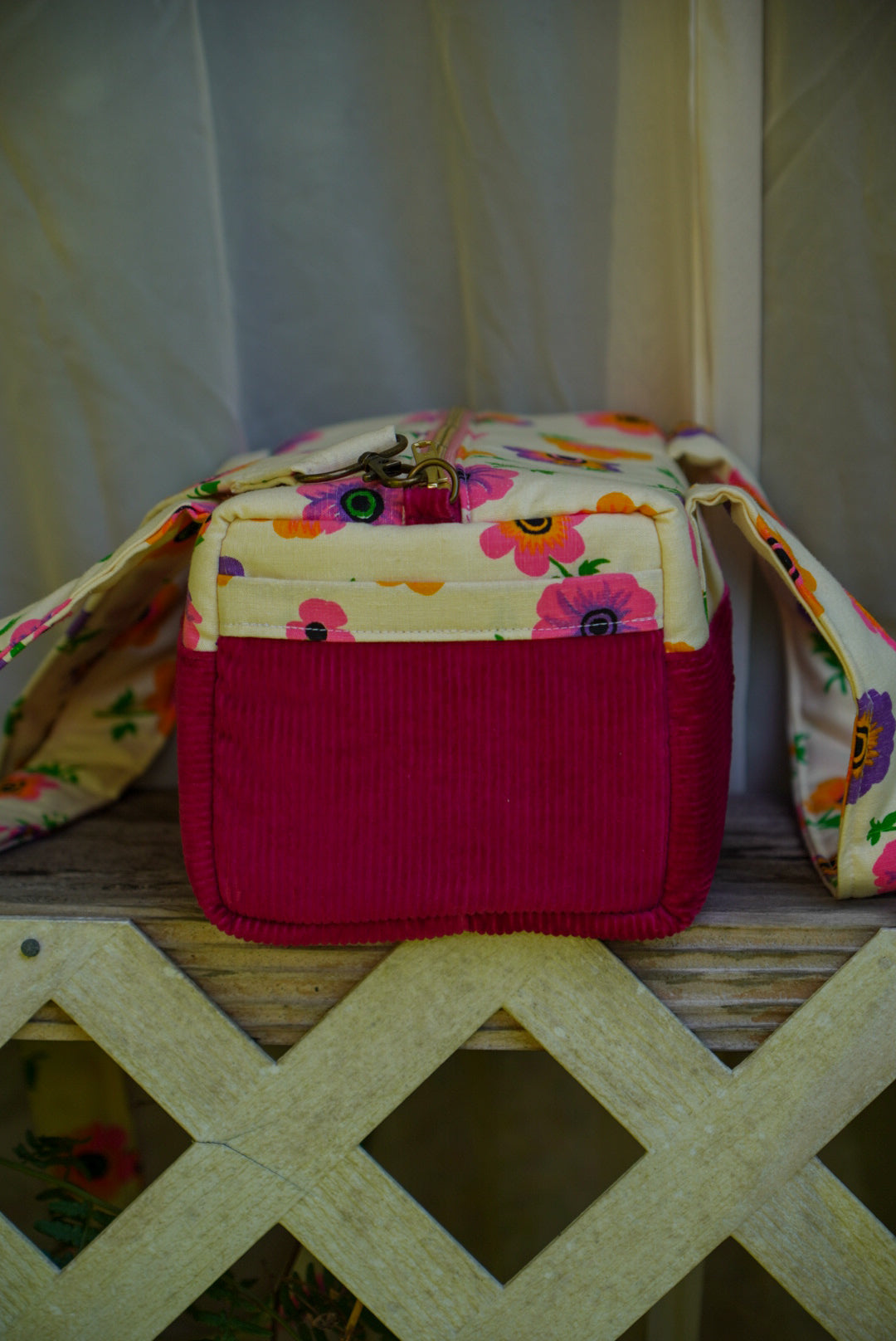 •The Daisy Delight Duffel•