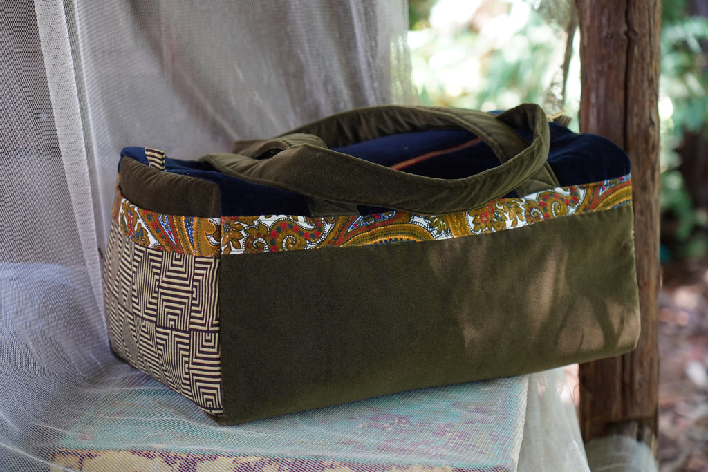 Paisley Mirage Medium Duffle